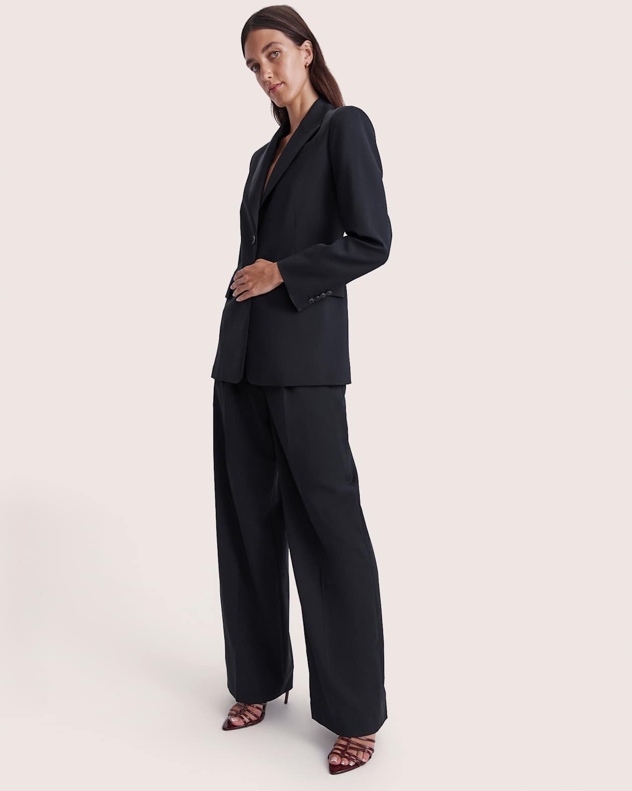 Suki Classic Wool Blazer in BLACK