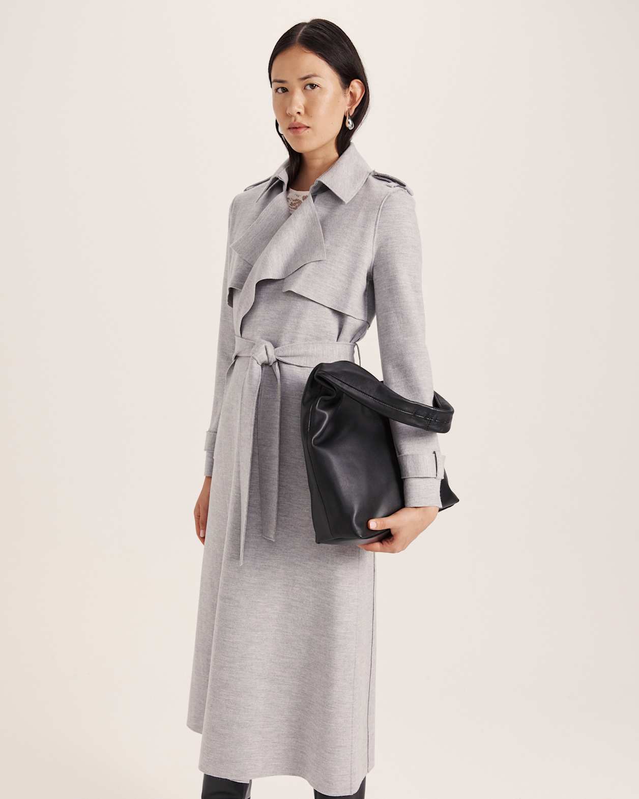 Hallie Leather Bag in BLACK