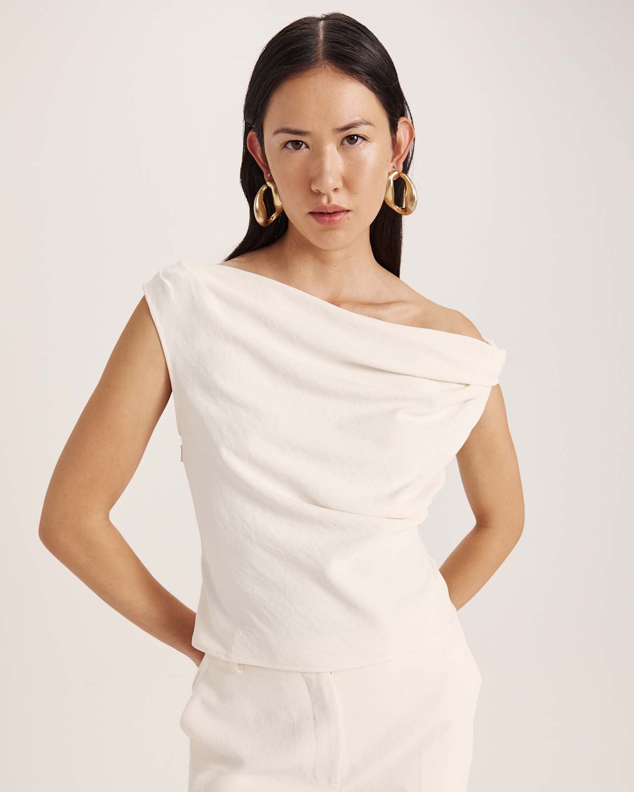 Dharma Off Shoulder Drape Top in MILK
