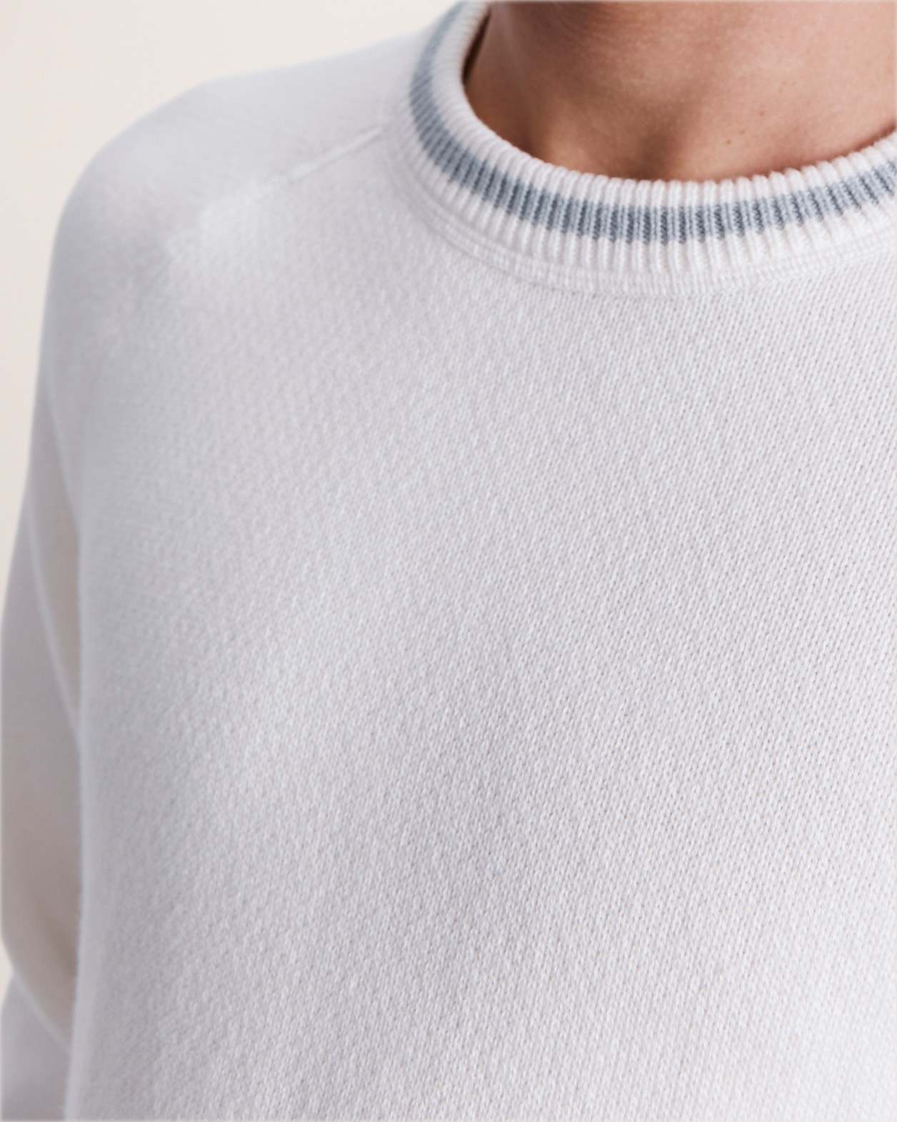 Soren Cotton Cashmere Crew in OFF WHITE