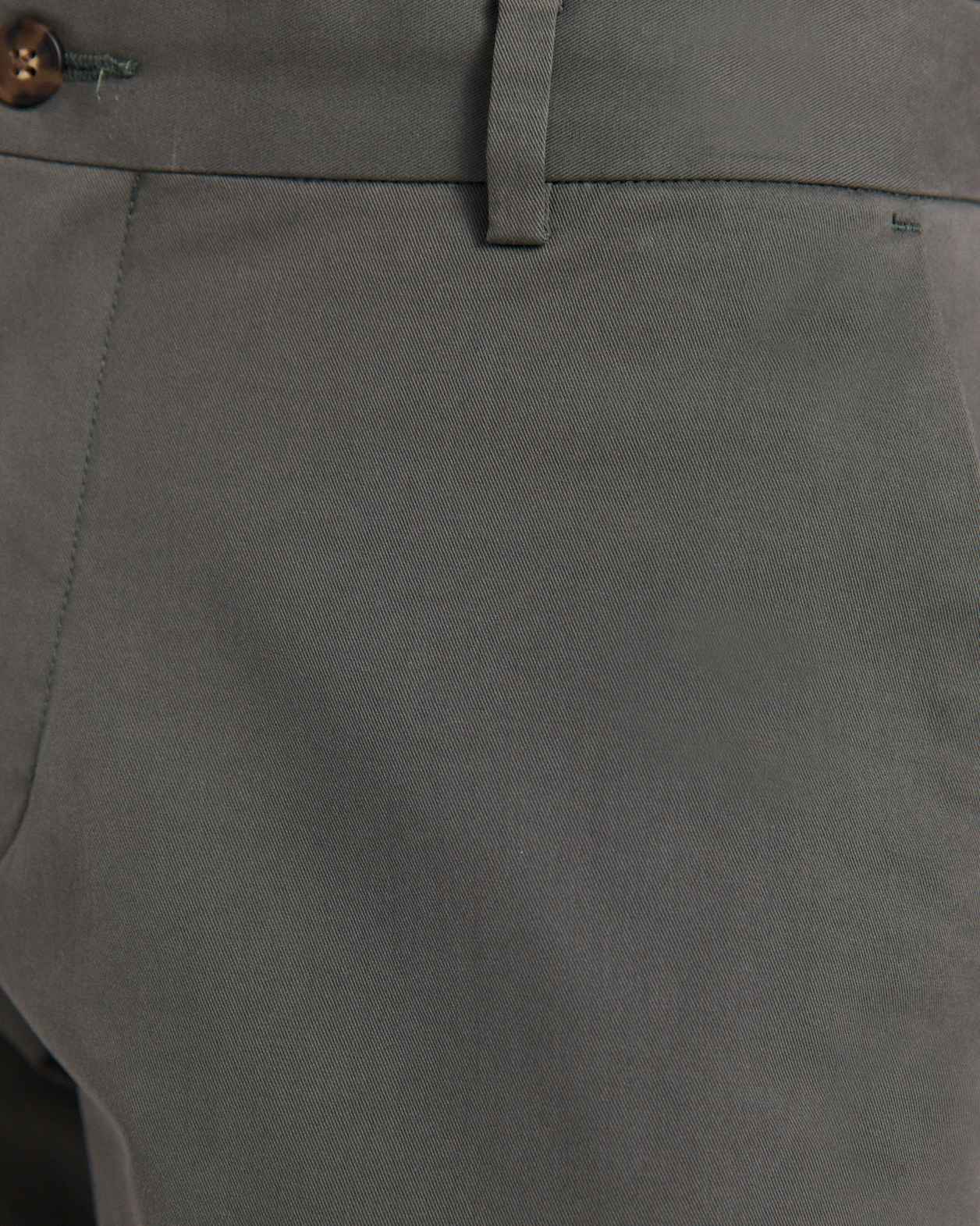Mills Cotton Straight Leg Chino in DARK GREEN