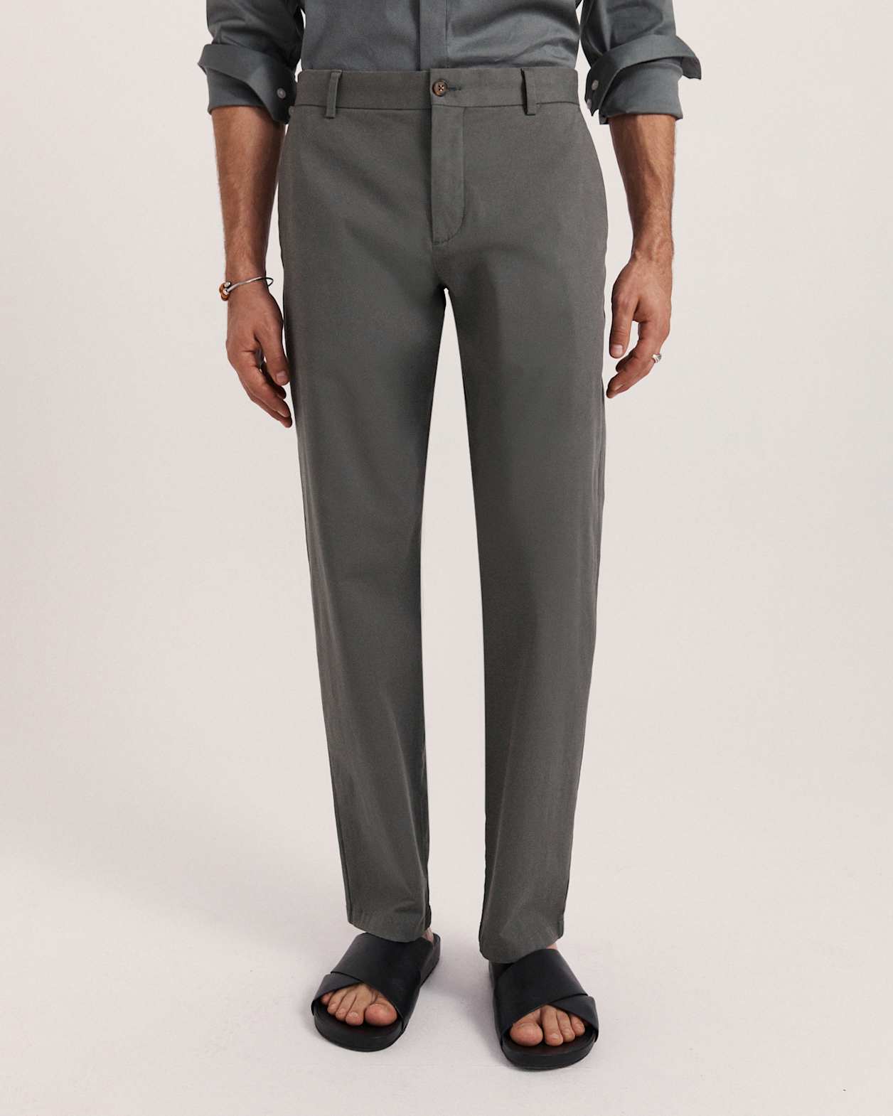 Mills Cotton Straight Leg Chino in DARK GREEN