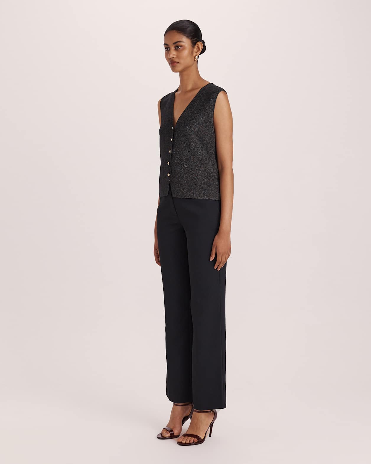 Shaila Sparkling Knit Vest in BLACK/GOLD