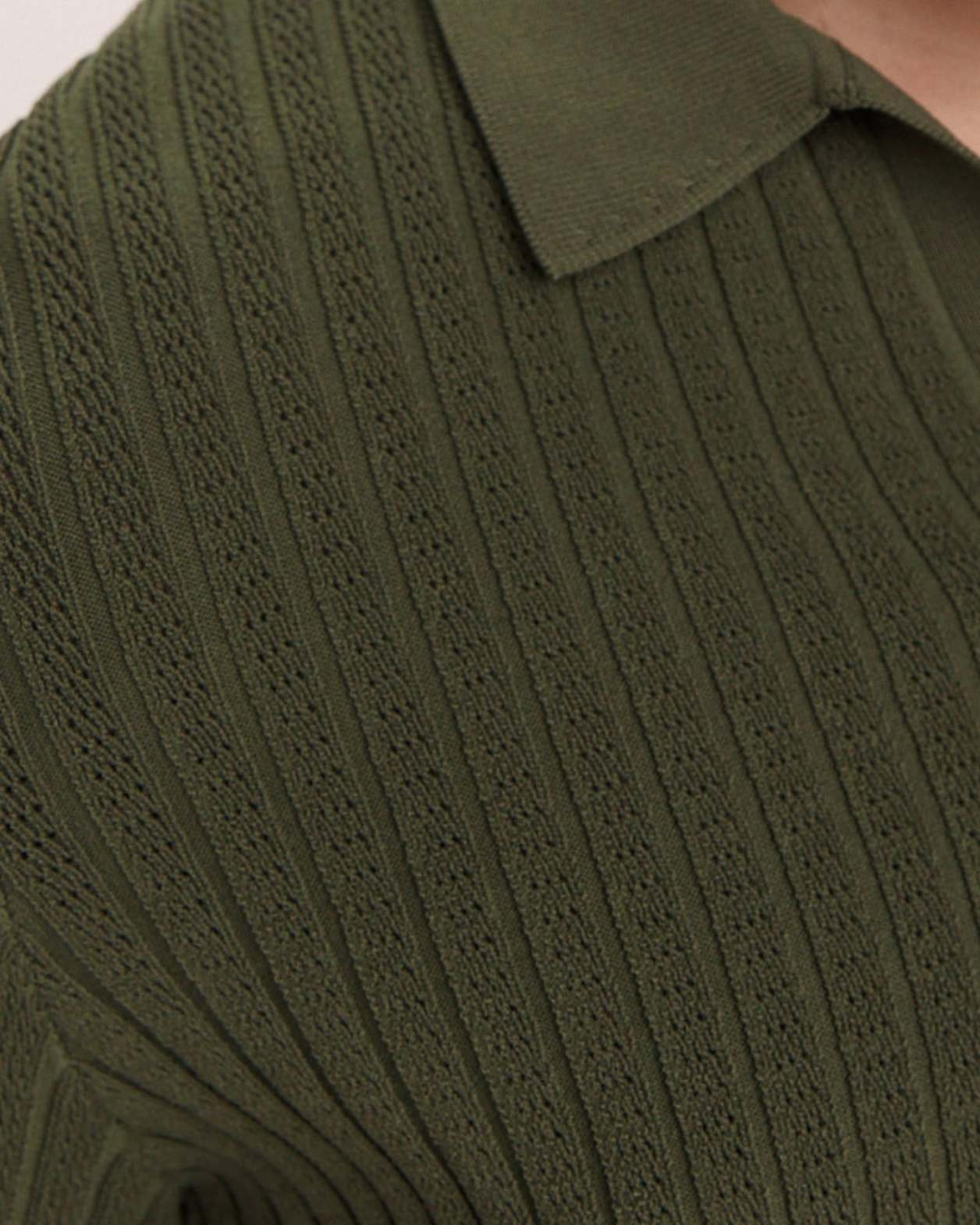 Theo Knit Polo in OLIVE