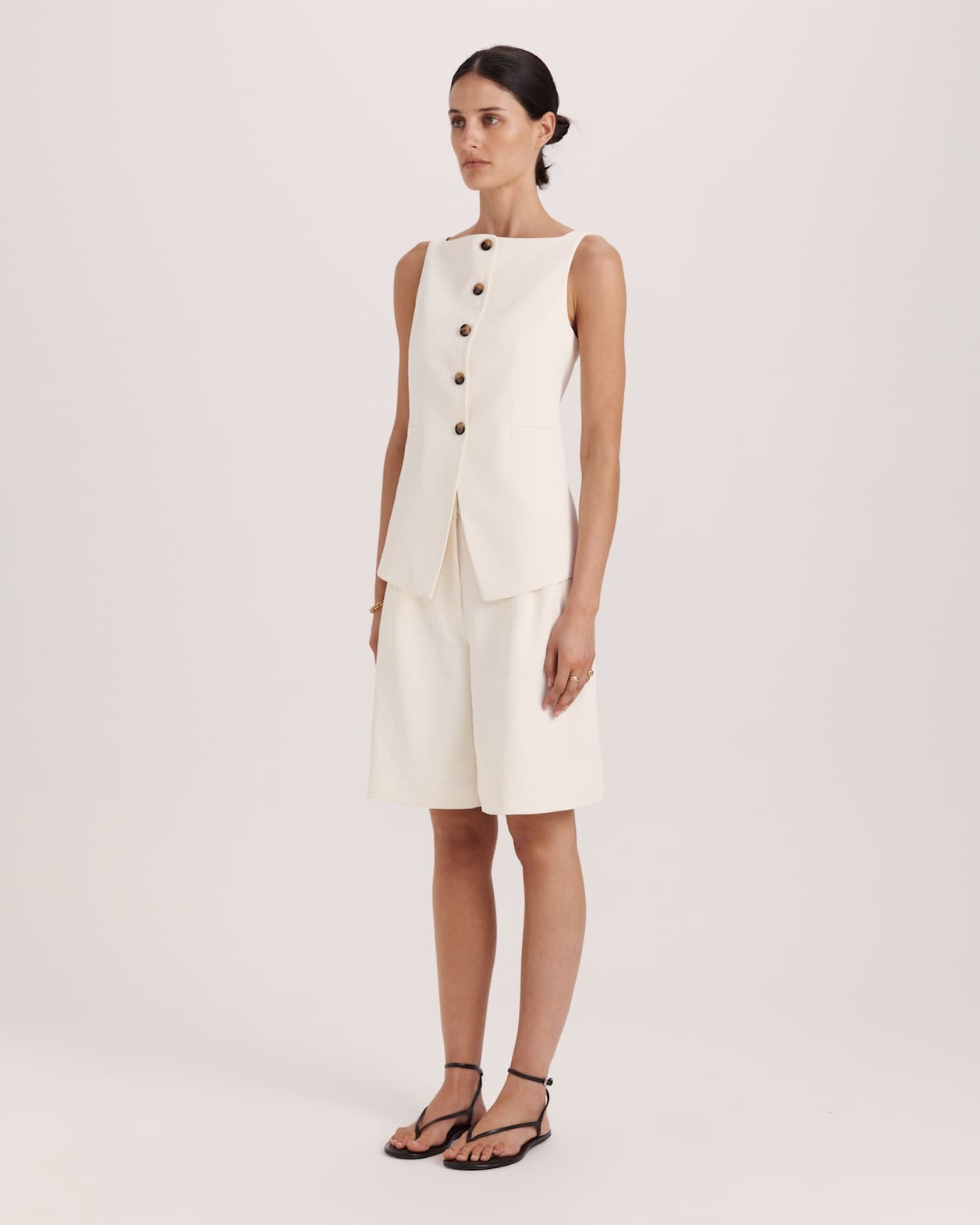 Dharma Bermuda Short in MILK