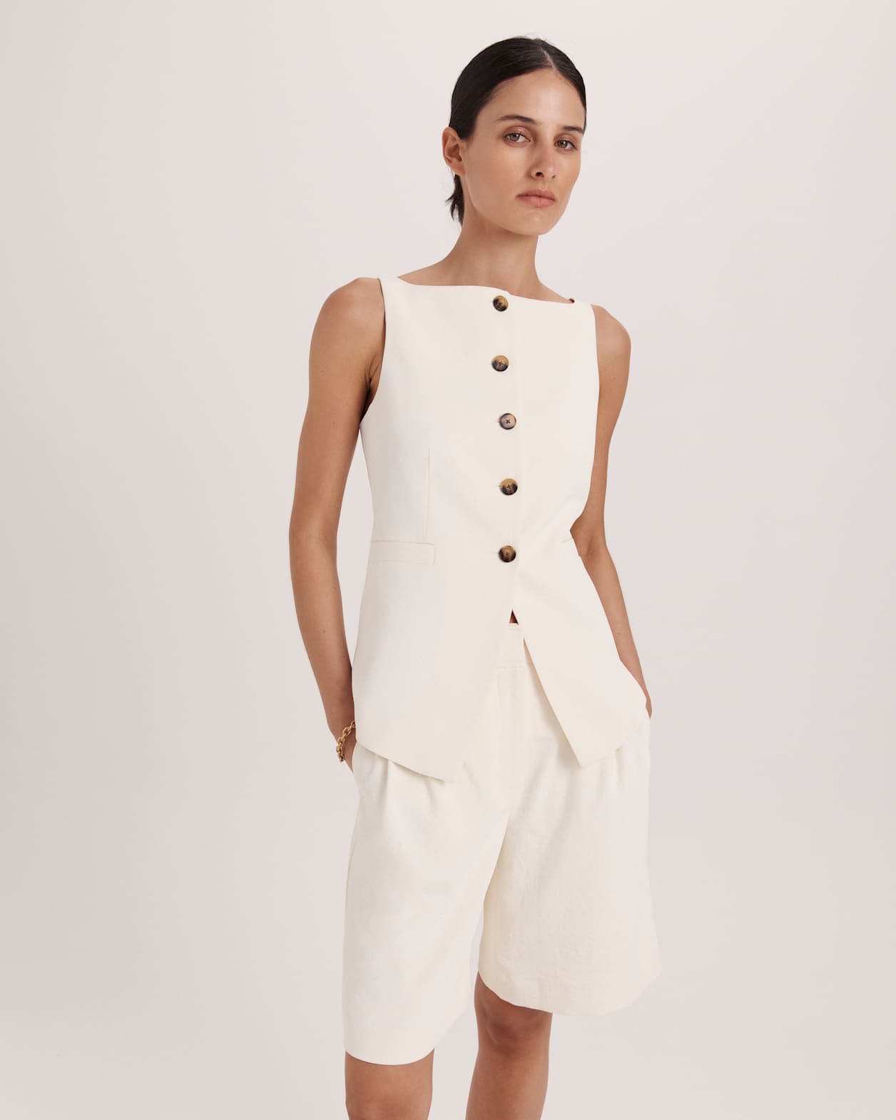Dharma Bermuda Short in MILK