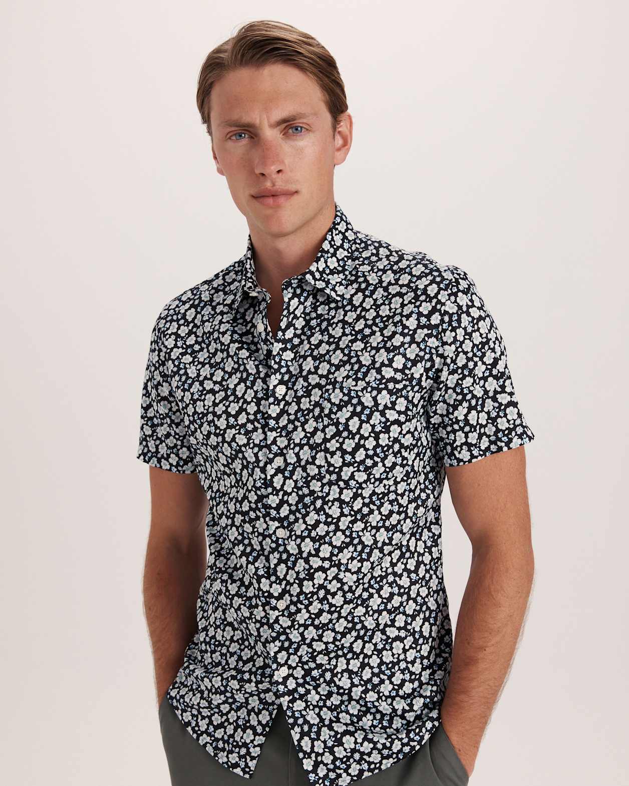 Zeus Short Sleeve Print Shirt in BLACK MULTI