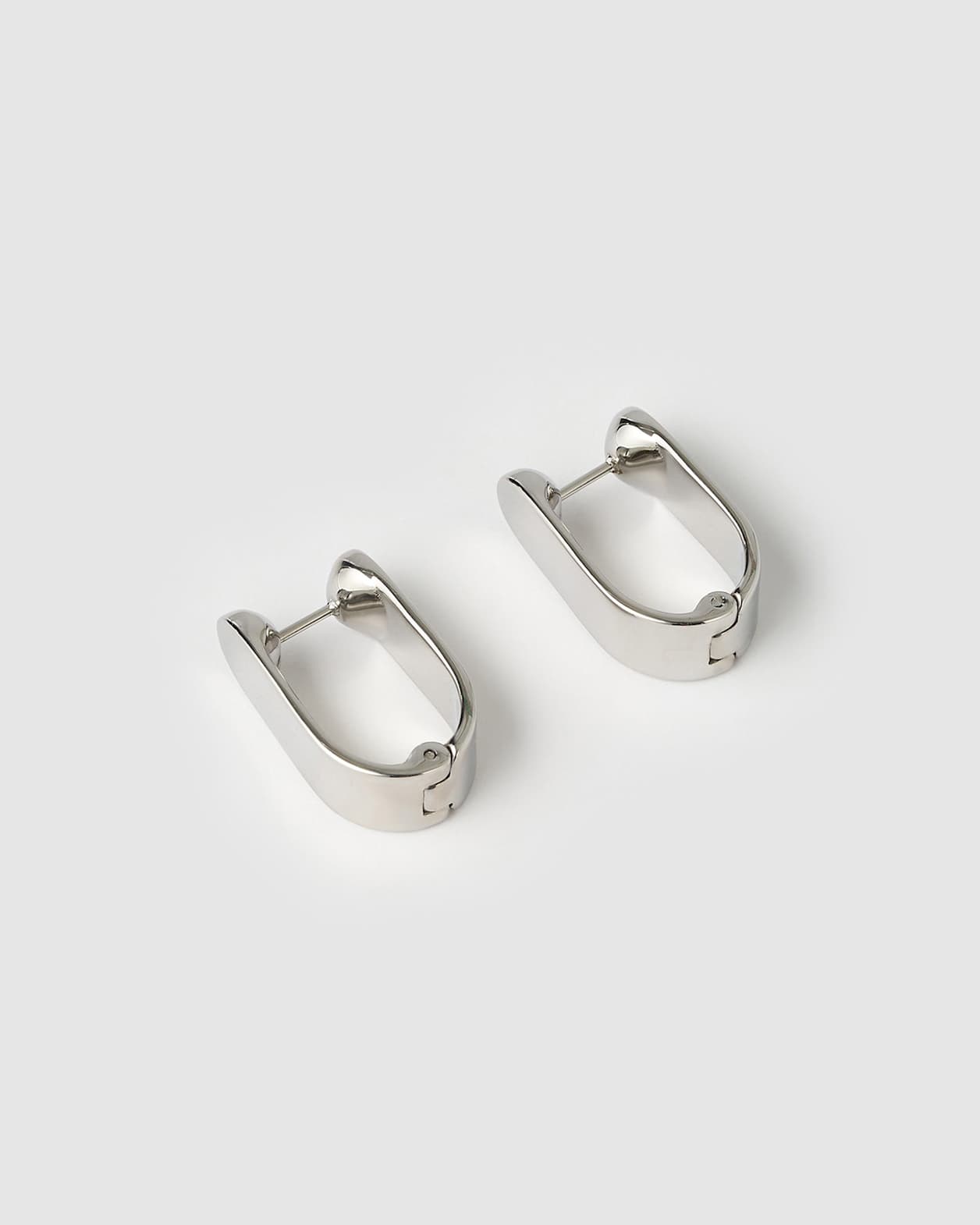 Arms Of Eve Lucy Earrings in SILVER