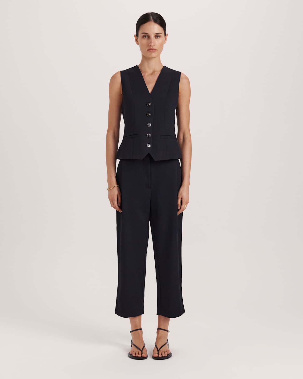 Dharma Vest in BLACK