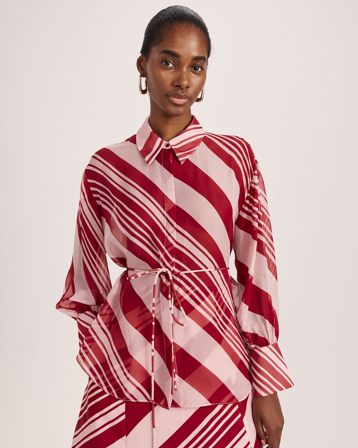 La Belle Silk Long Sleeve Blouse in MULTI