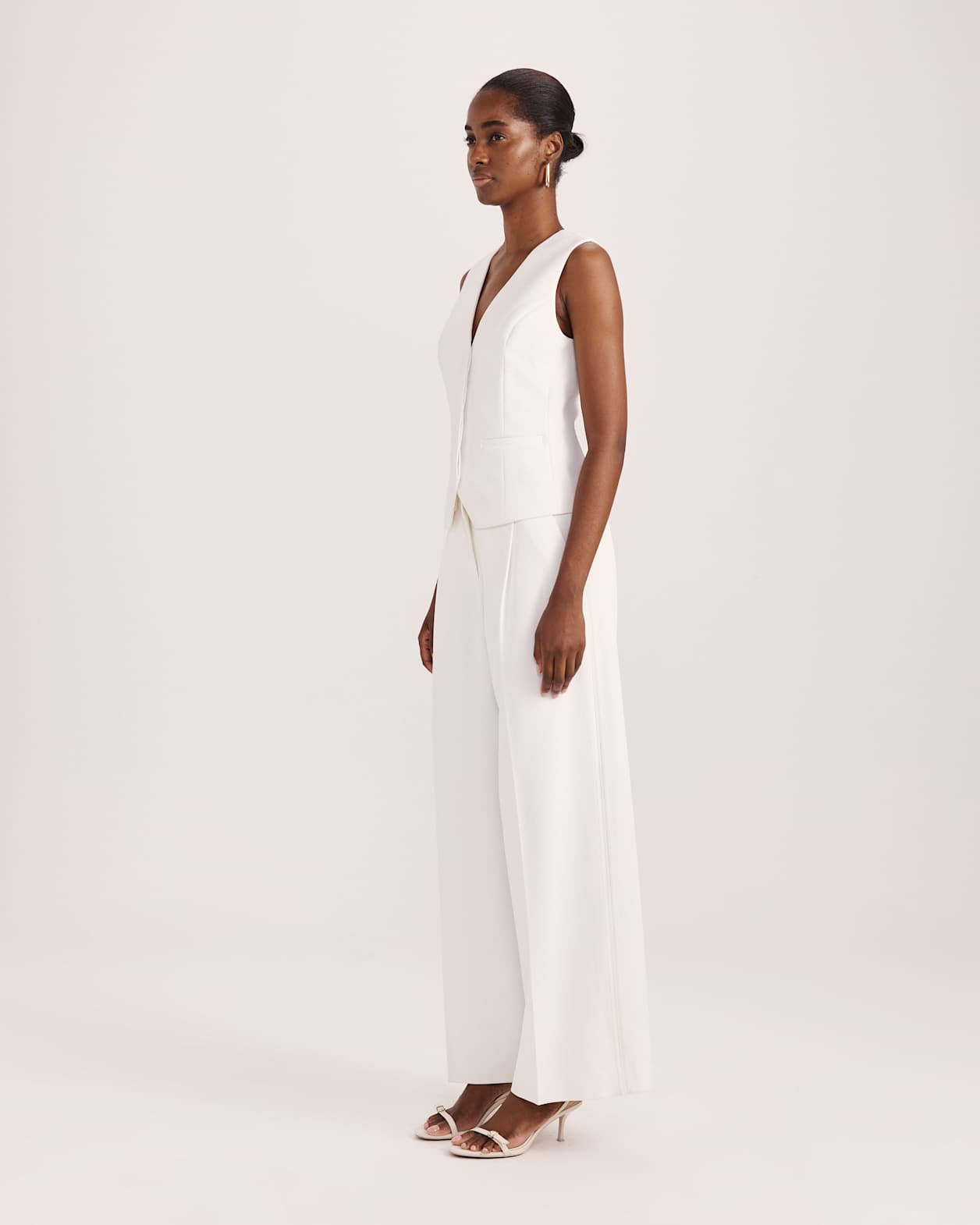 Dharma Concealed Vest in ALABASTER