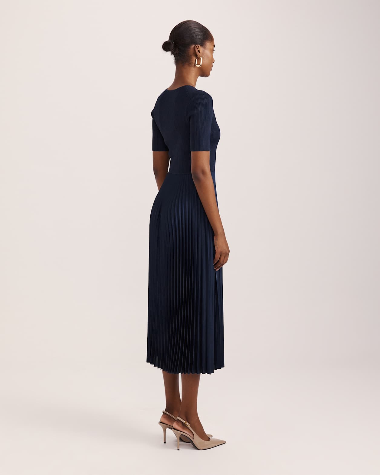 Vicky V Neck Mixed Media Dress in NAVY