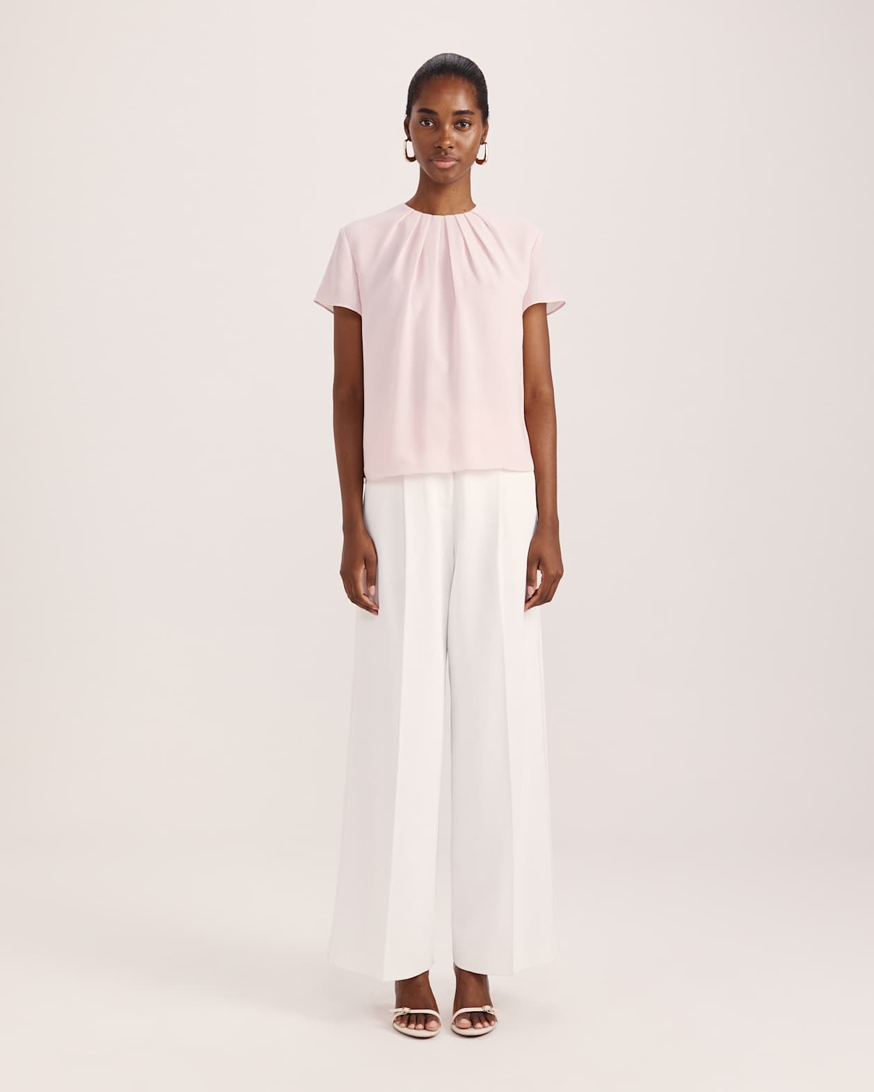 Willa Tuck Detail Ss Top in PALE PINK