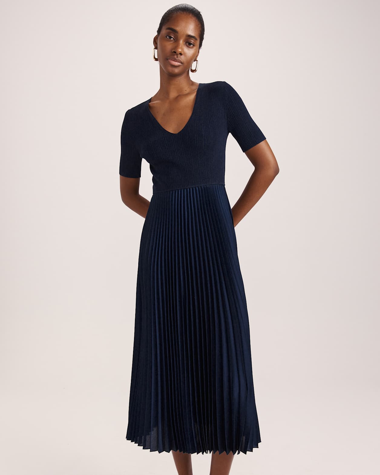Vicky V Neck Mixed Media Dress in NAVY