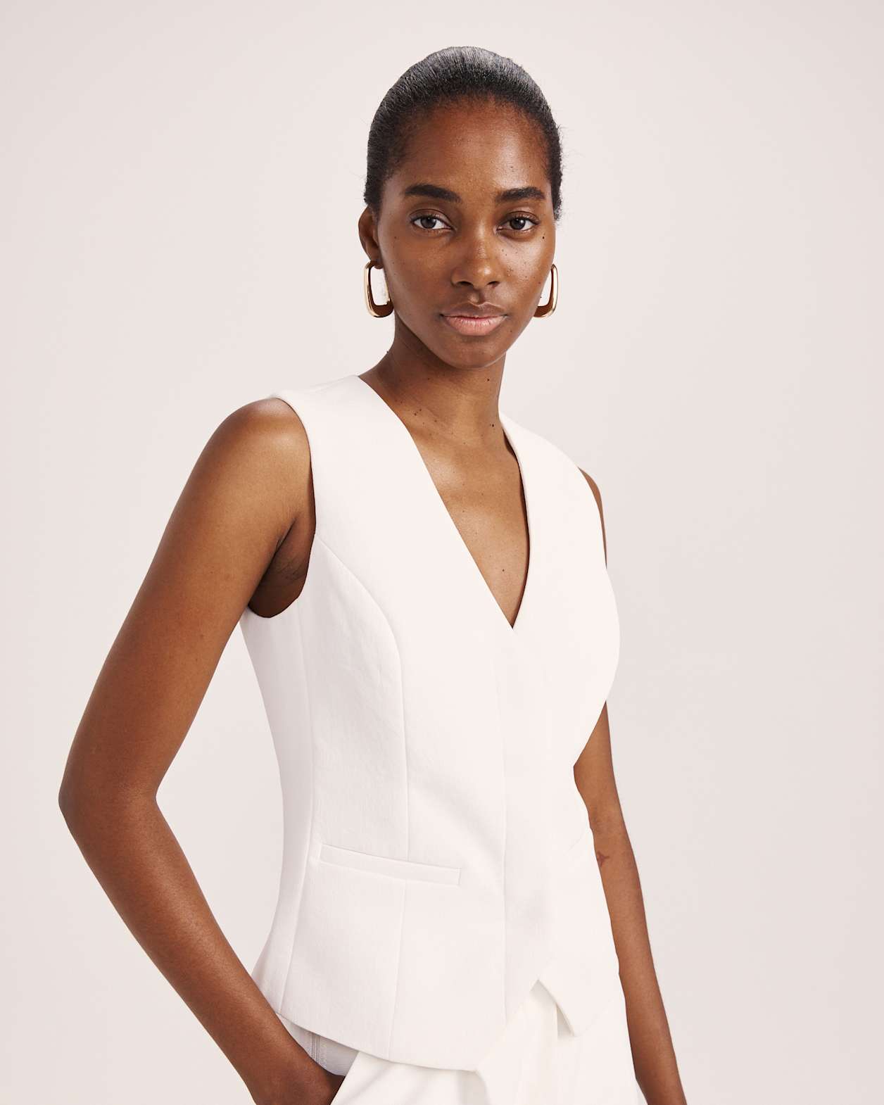 Dharma Concealed Vest in ALABASTER