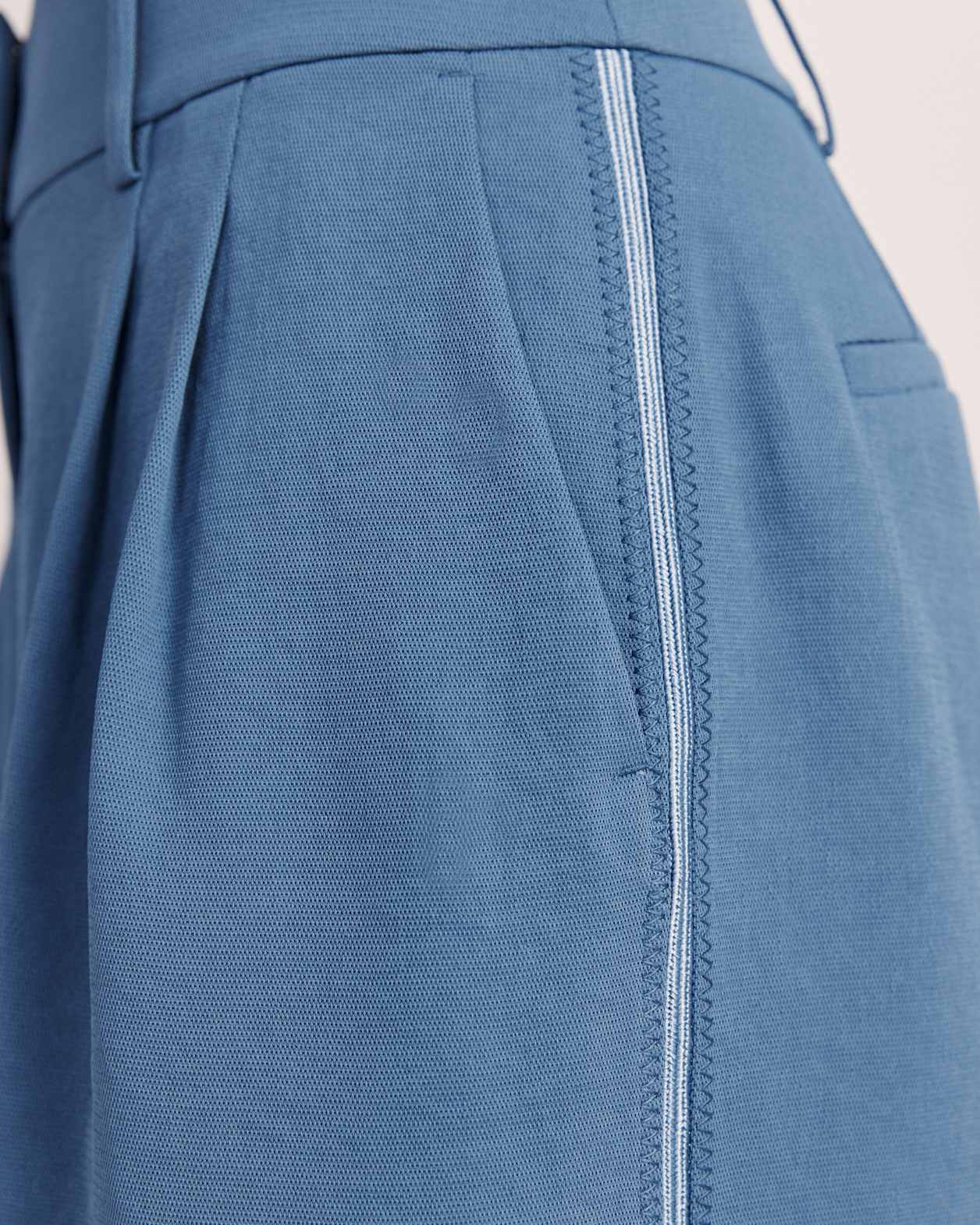 Dharma Bermuda Short in BLUE STEEL