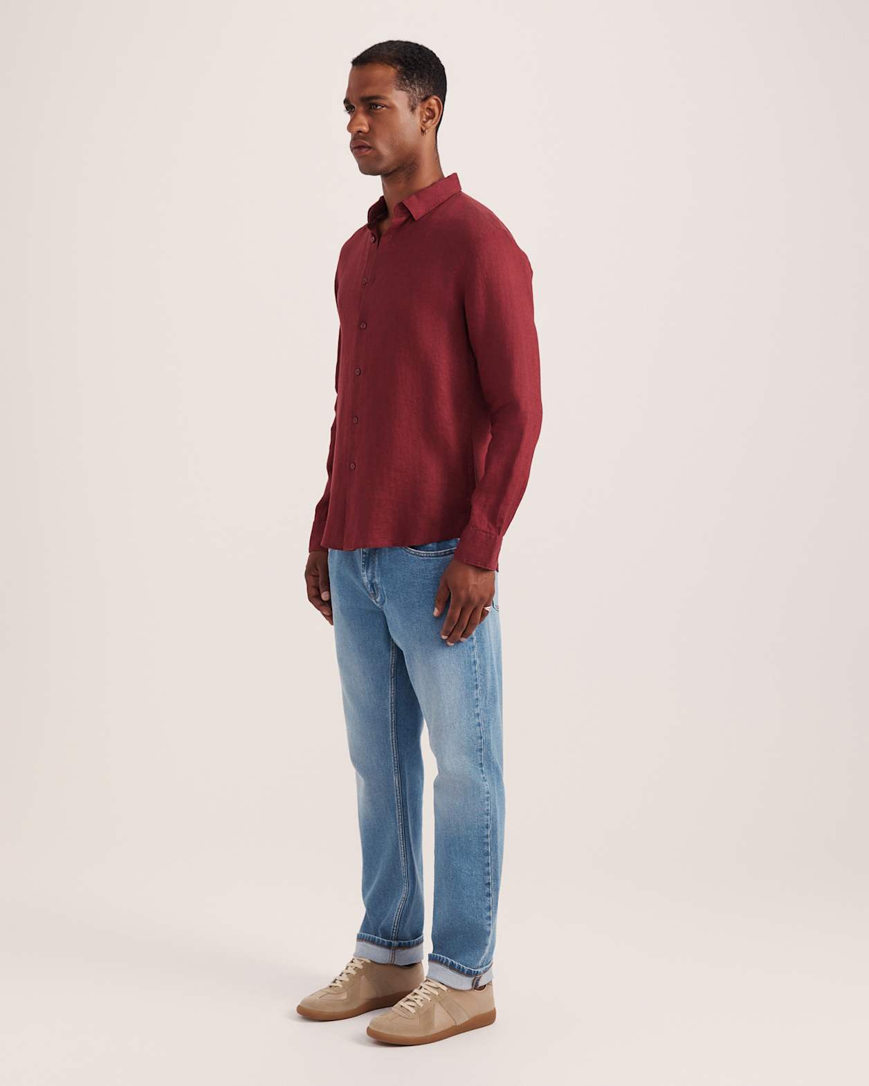 Anderson Long Sleeve Classic Linen Shirt in SANGRIA