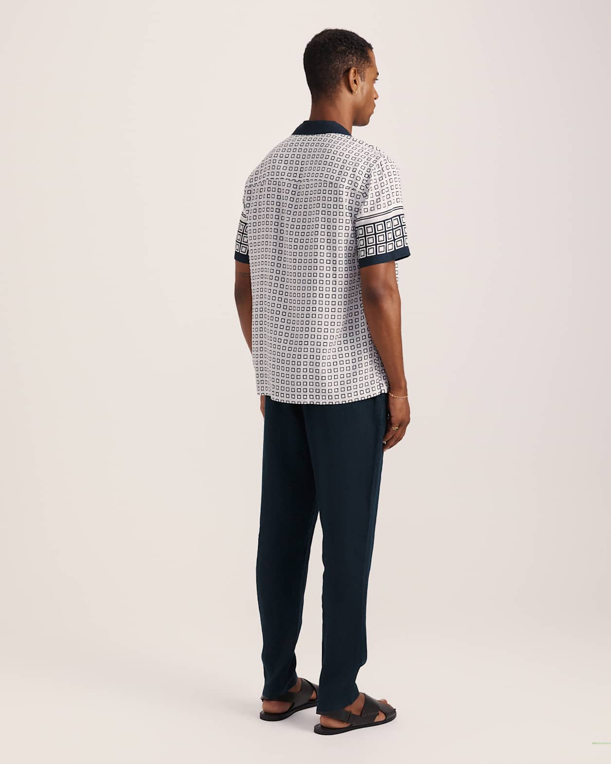 Hercules Short Sleeve Resort Print Shirt in NAVY