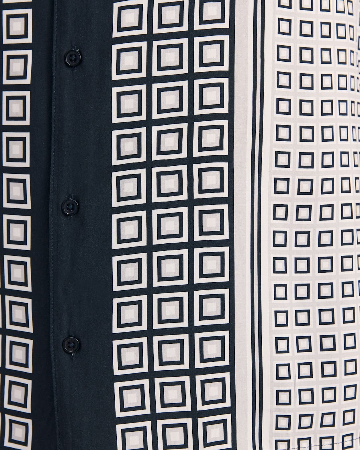 Hercules Short Sleeve Resort Print Shirt in NAVY