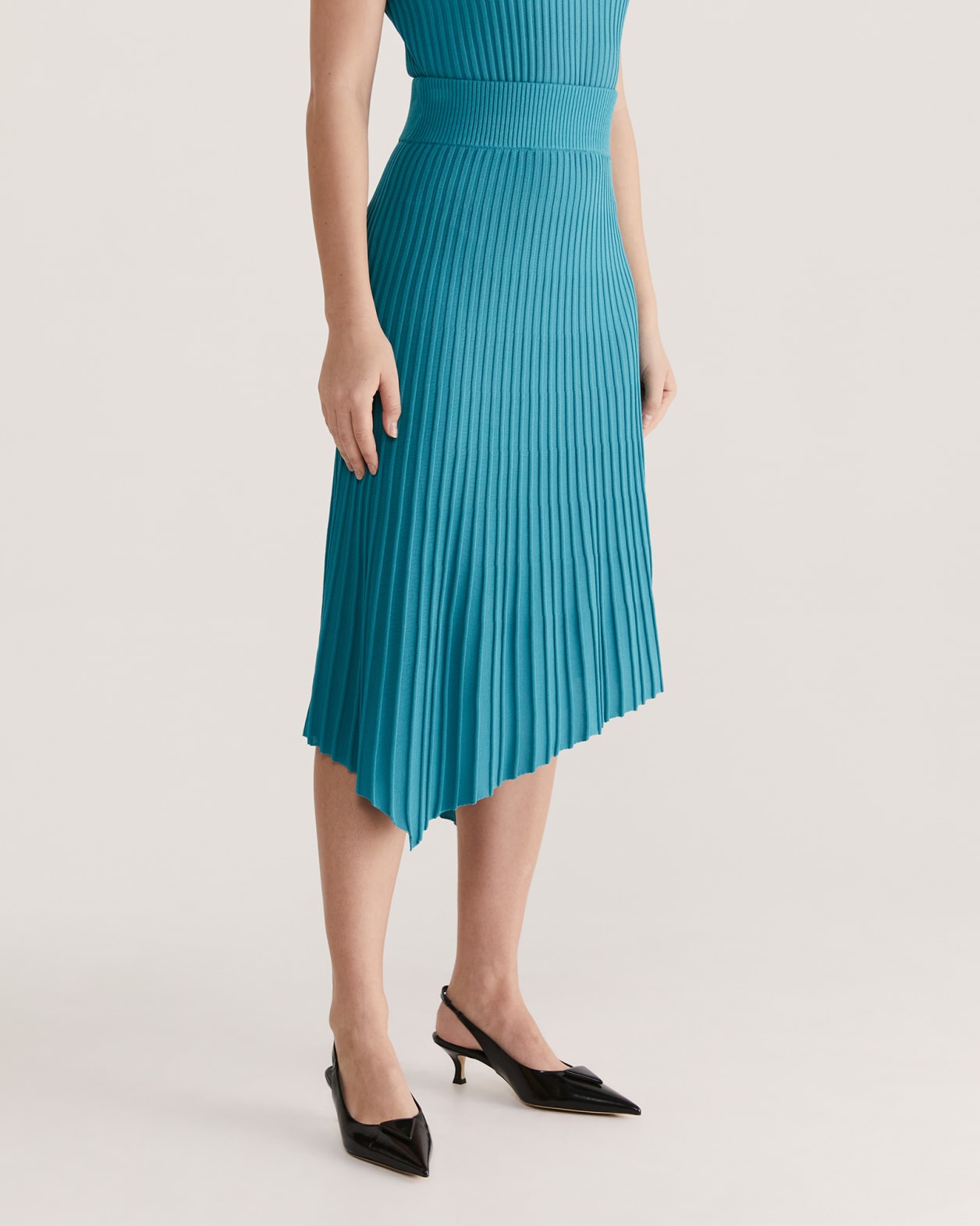 Ruby Pleated Knit Skirt in TURQUOISE