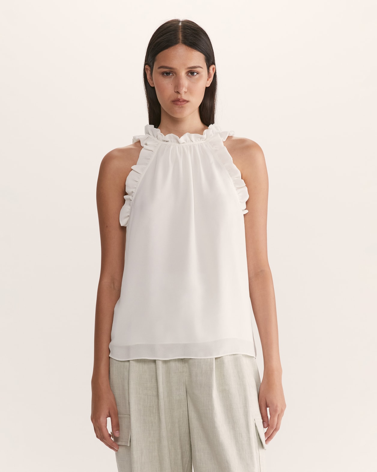 Willa Frill Detail Top in OFF WHITE