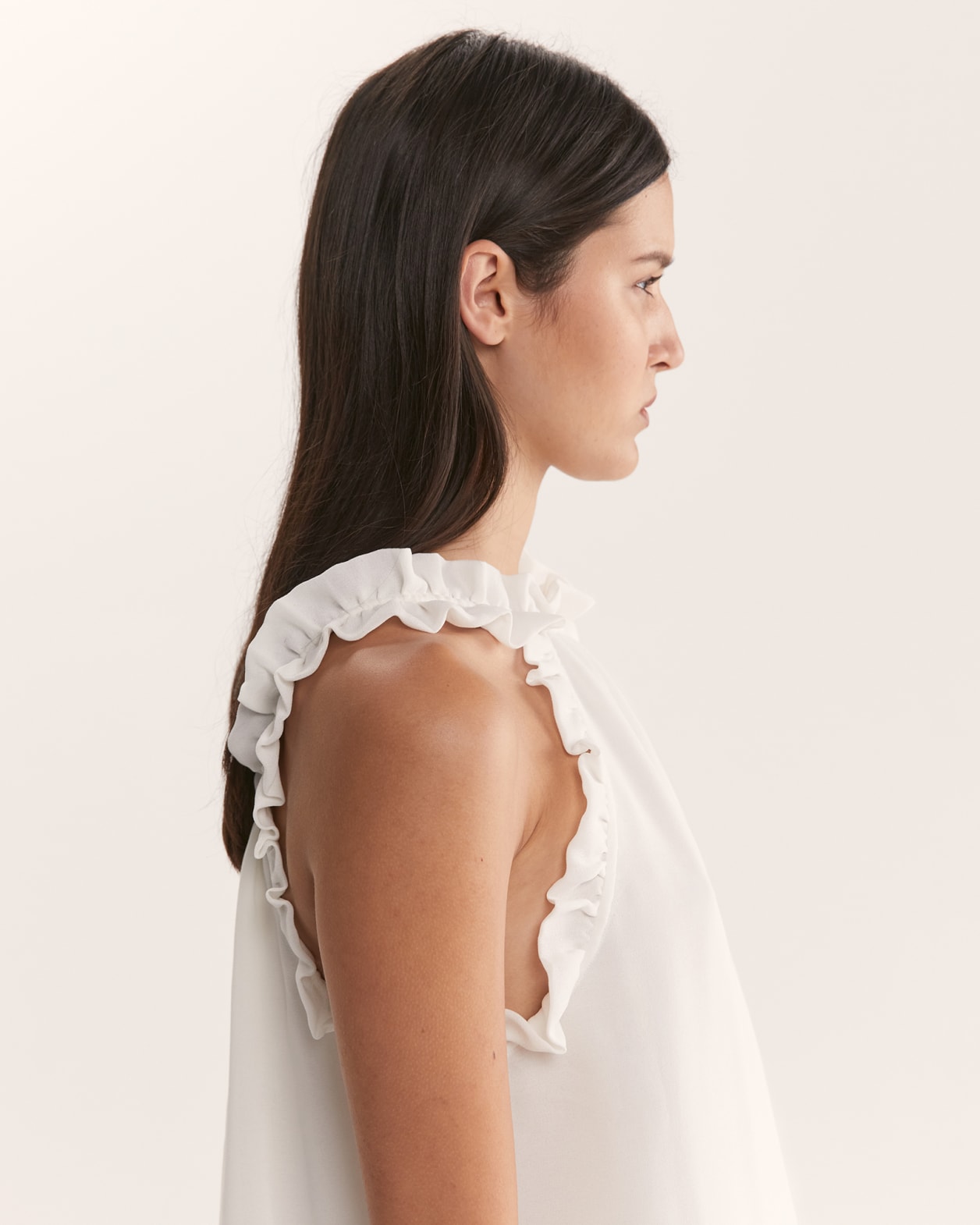 Willa Frill Detail Top in OFF WHITE