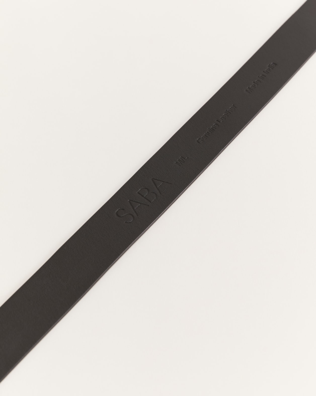 Essential Leather Belt in BLACK