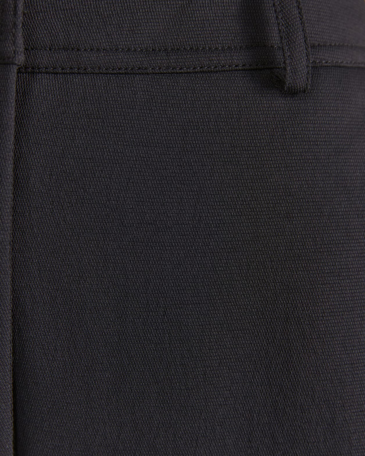 Dharma Midi Skirt in BLACK