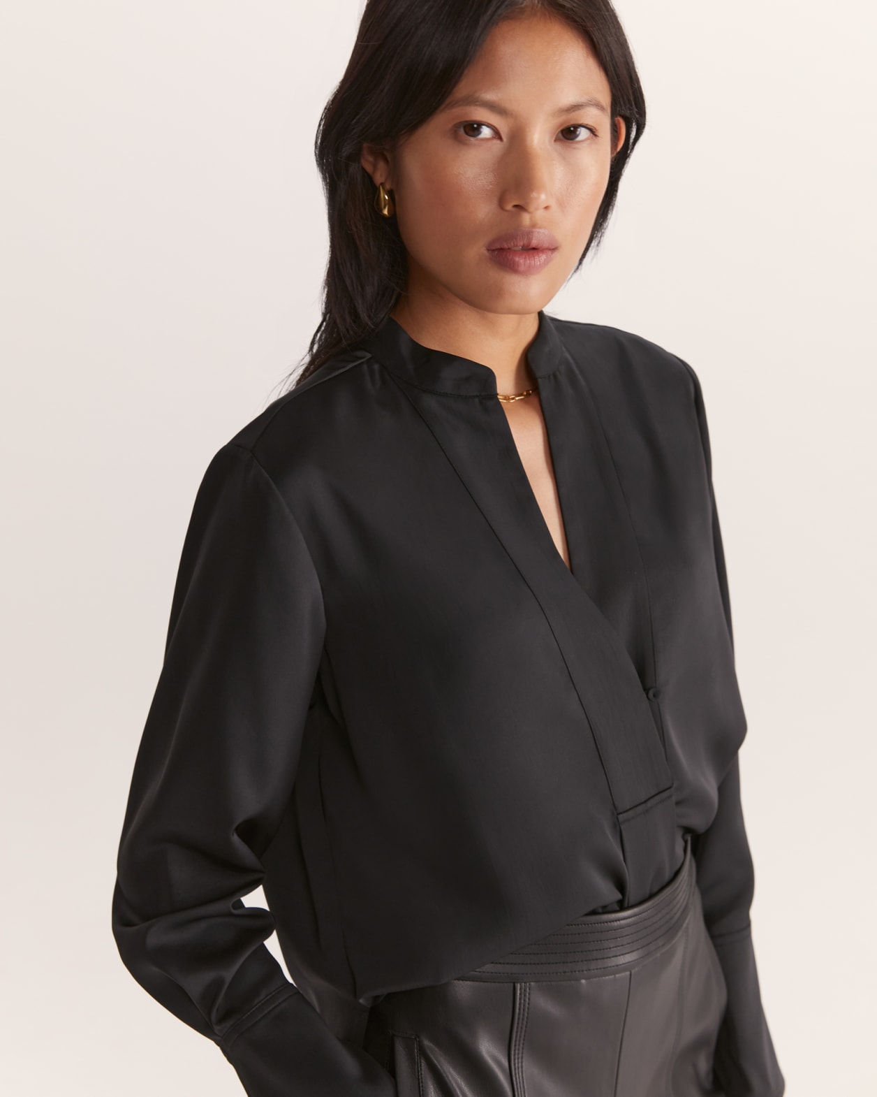 Kaia Long Sleeve Top in BLACK
