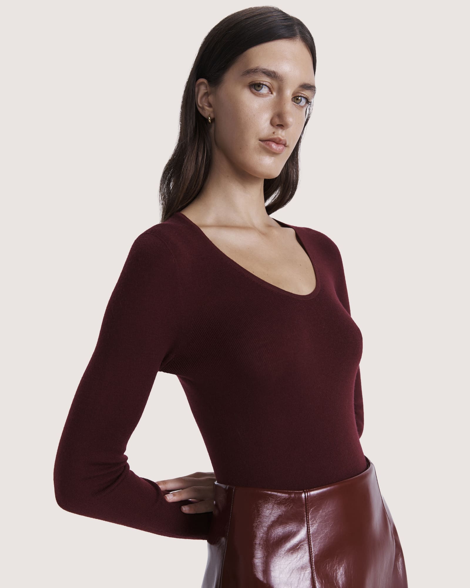 Clare Wool Scoop Neck