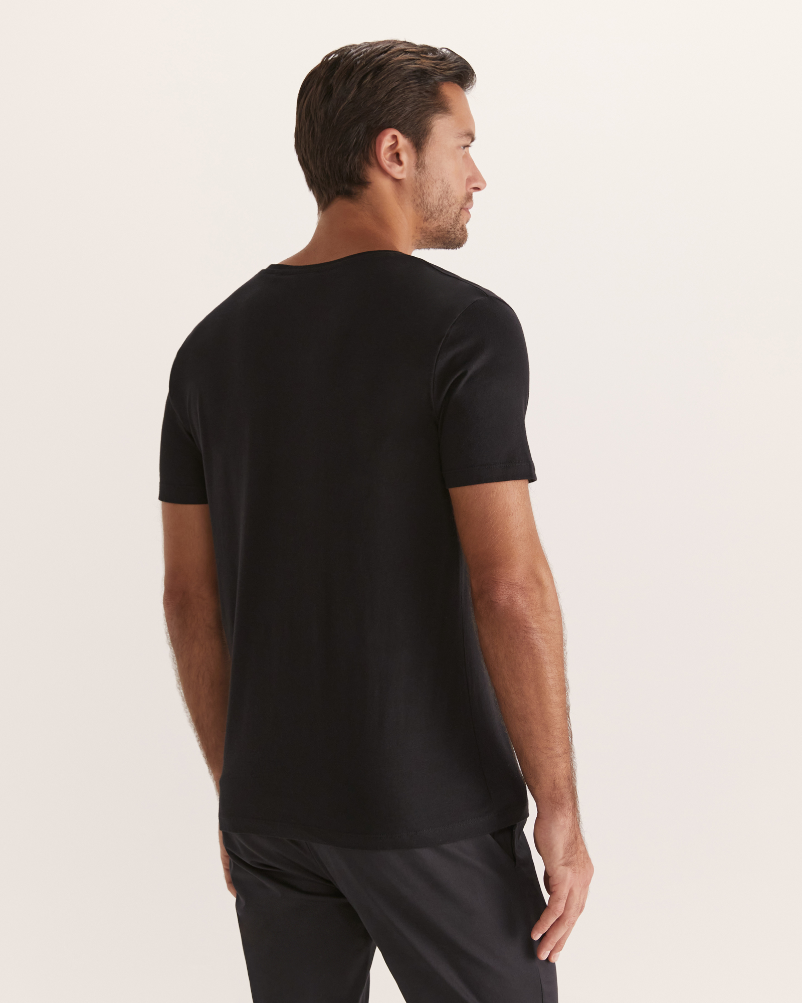 Daniel V Neck Tee SABA